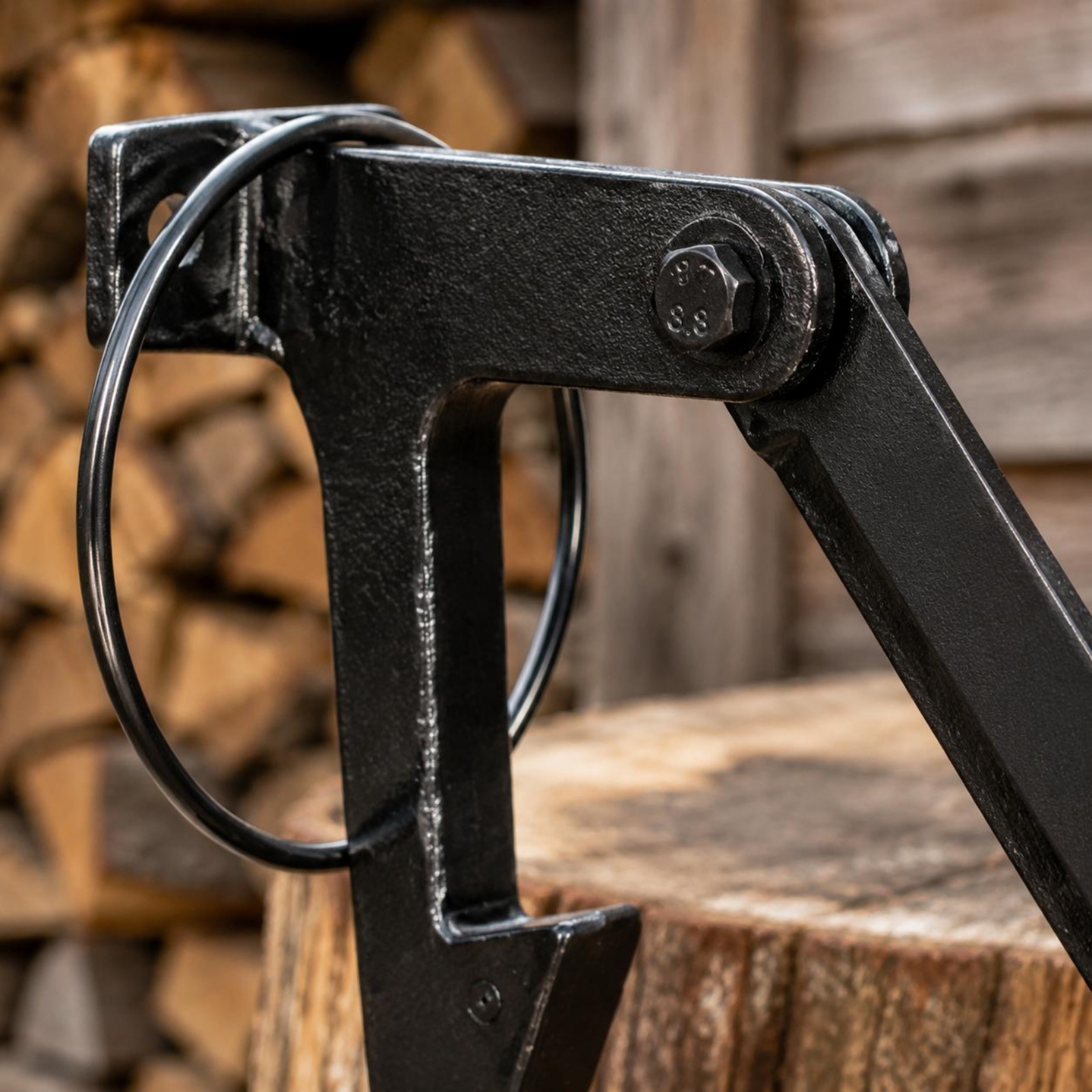 Outdoor Camp - Manual Log Splitter Safe to Use